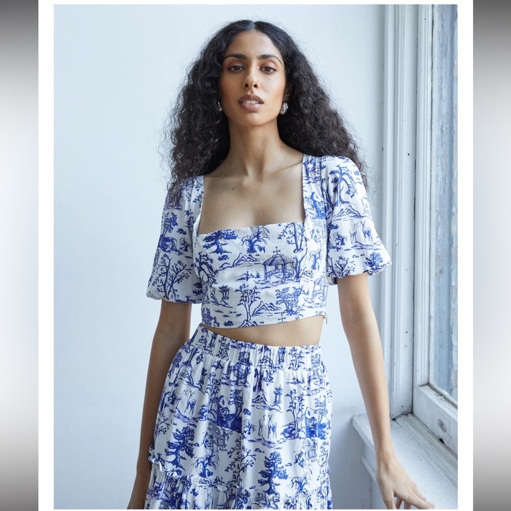🔥TWO PIECE SKIRT SET